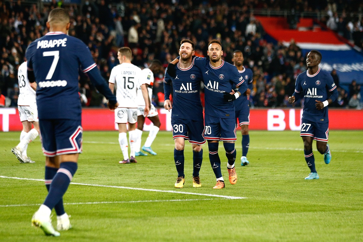 Messi, Neymar i Mbappe sav bijes iskalili na jadnom Clermontu: Tri hat-tricka na Gabriel Montpiedu Messi, Neymar i Mbappe sav bijes iskalili na jadnom Clermontu: Tri hat-tricka na Gabriel Montpiedu
