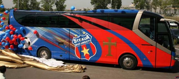 Kamenovan autobus Steaue