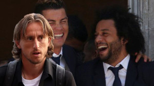 Modrić ne zna je li pošao ili došao, Marcelo ga ismijava pred svima, a Ronaldo umire od smijeha...