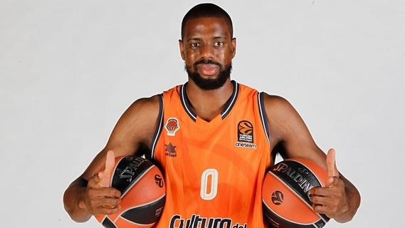 Will Thomas pojačao Zenit