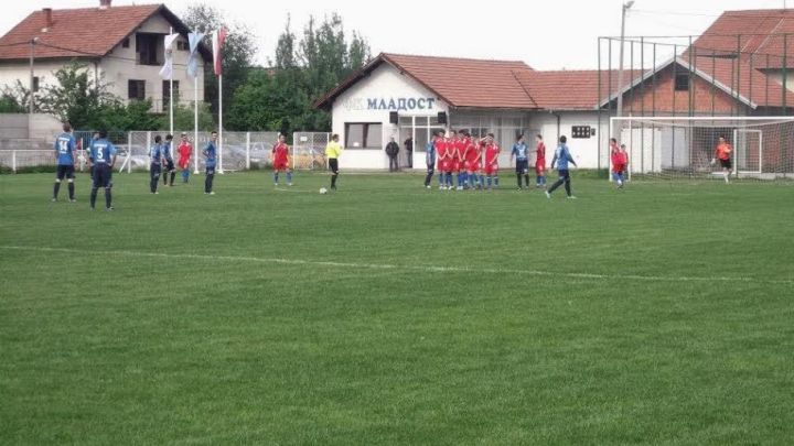 I ovdje se živi fudbal: Stadioni u Drugoj ligi RS - Istok