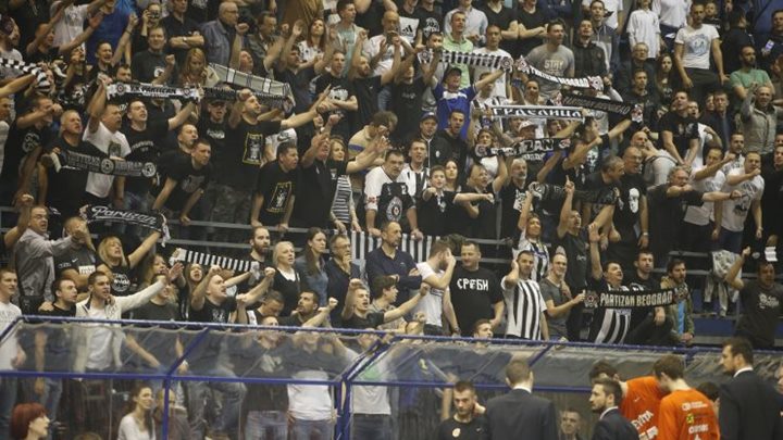 Partizan kažnjen zbog ispada navijača