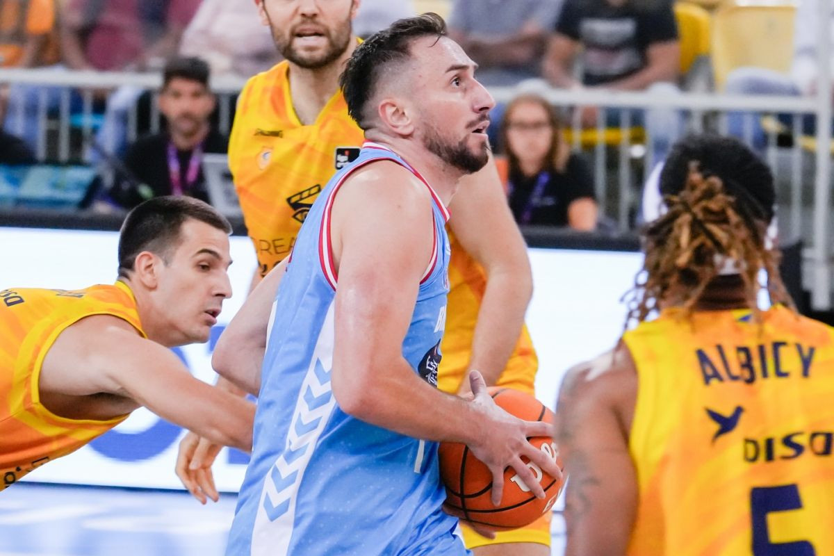 Reprezentacija odlično djelovala na bh. košarkaša: Atić nastavio sa odličnim partijama u Španiji Reprezentacija odlično djelovala na bh. košarkaša: Atić nastavio sa odličnim partijama u Španiji