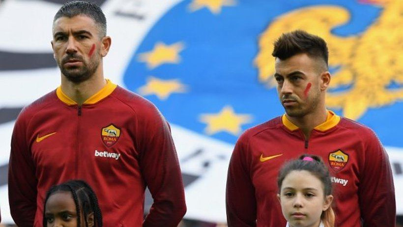 Da li vas je zbunila crvena boja na licima igrača Rome i Udinesea? 