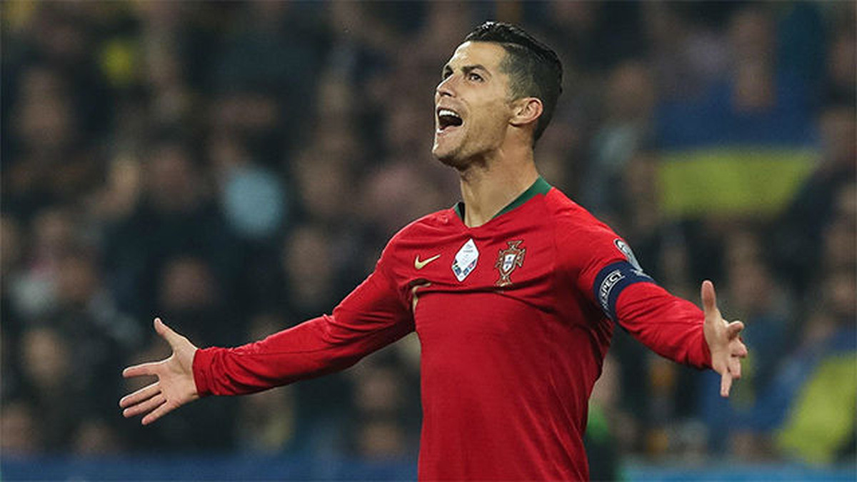Ronaldo svim igračicama Portugala poslao nove kopačke uz nekoliko divnih riječi