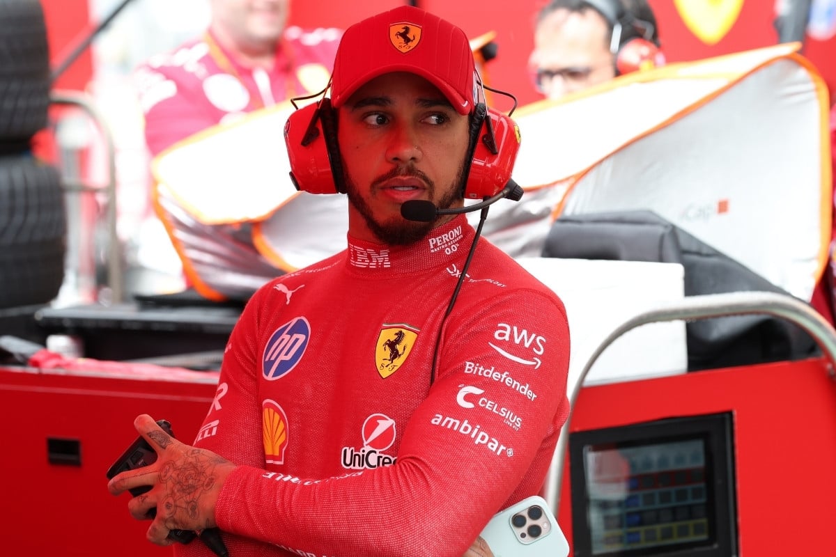 Hamilton stao uz Verstappena nakon sporne odluke FIA-e: "Samo su reagovali na Silverstone" Hamilton stao uz Verstappena nakon sporne odluke FIA-e: "Samo su reagovali na Silverstone"