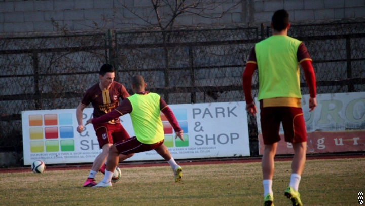 U žestokom ritmu igrači Sarajeva odradili još jedan trening U žestokom ritmu igrači Sarajeva odradili još jedan trening