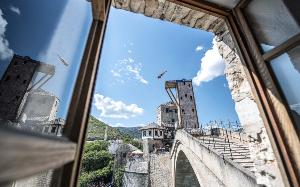 Red Bull Cliff Diving: Počeo spektakl u Mostaru