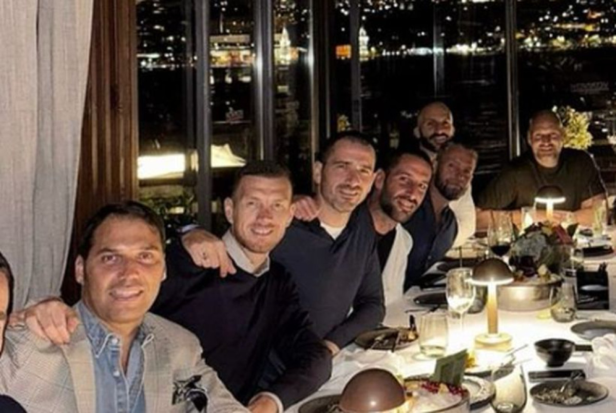 Bonucci posjetio trening Fenera, pa na večeru pozvao samo "balkanski klan" i objavio fotografiju Bonucci posjetio trening Fenera, pa na večeru pozvao samo "balkanski klan" i objavio fotografiju