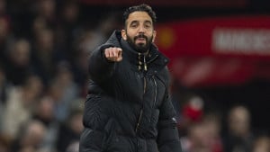 Manchester United želi dva vezna igrača iz istog kluba