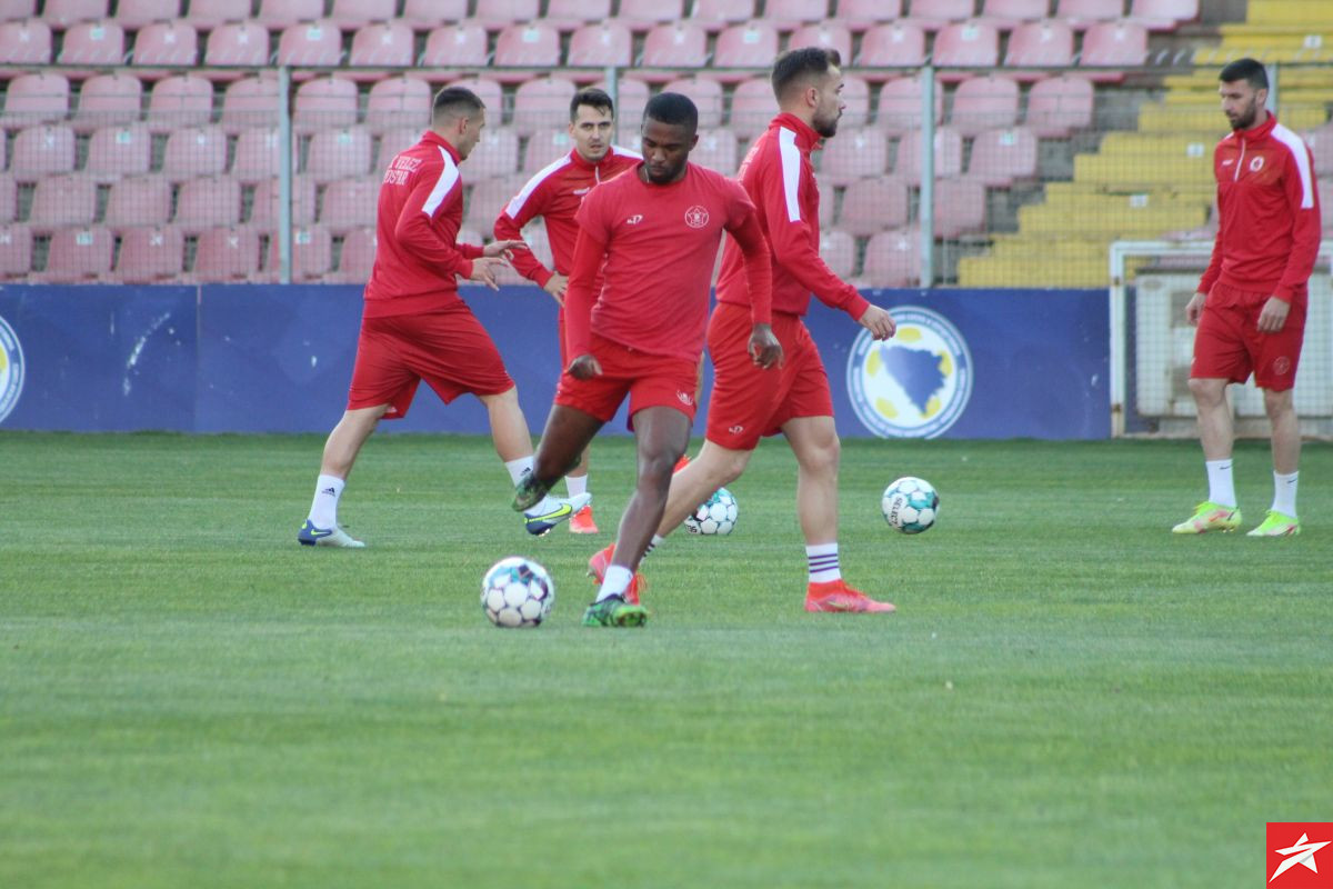 Fudbaleri Veleža trenirali u Zenici, sutra žele obradovati svoje navijače