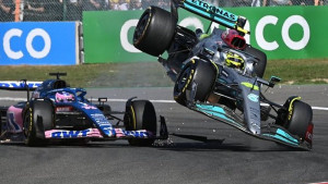 Potpuna dominacija Red Bulla, Hamilton katapulitiran, viđeno i preticanje decenije 