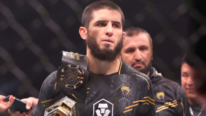Slavni trener bi rado McGregora pustio u ruke Islamu Makhachevu: "Volio bih gledati kako ga prebija"