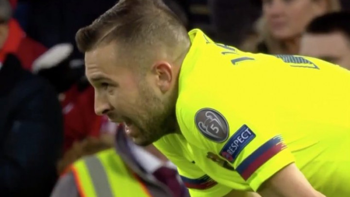 Messijeva "lopta s očima", ali Alisson je fantastično odbranio