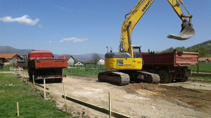 Počeli radovi na izgradnji tribine stadiona Novi Travnik