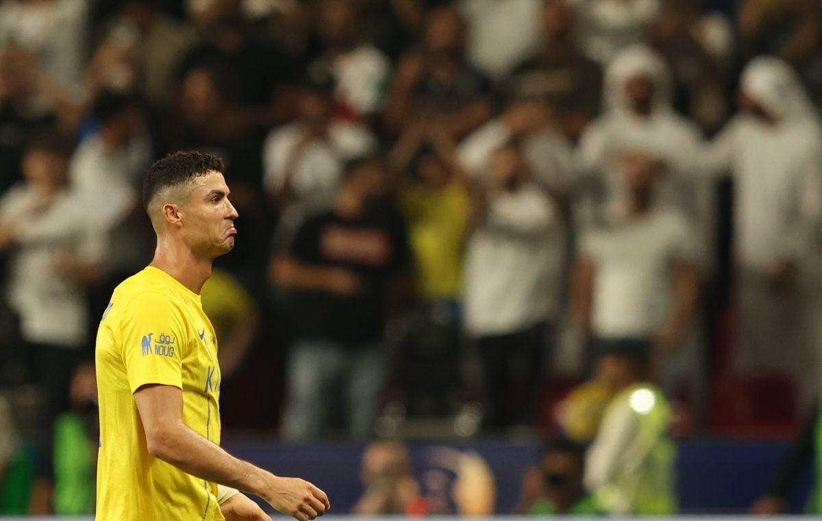 Al Nassr našao spektakularnu zamjenu za Ronalda, platit će ga 85 miliona eura: "Možeš ići" Al Nassr našao spektakularnu zamjenu za Ronalda, platit će ga 85 miliona eura: "Možeš ići"