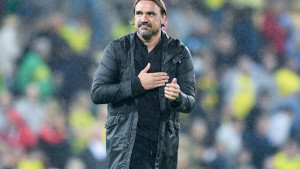 Norwich slavio prvu pobjedu, pa otpustio trenera