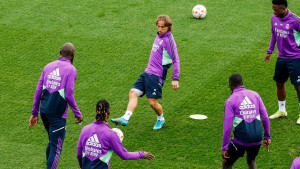 Ponude stižu sa svih strana, a Modrić je konačno svoju odluku saopštio Perezu