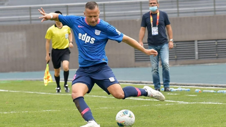 Tribine prazne, Slišković sa maskom na licu: Kitchee demolirao protivnika