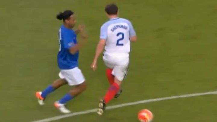 Ronaldinho osramotio Phila Nevillea, pa mu se izvinio