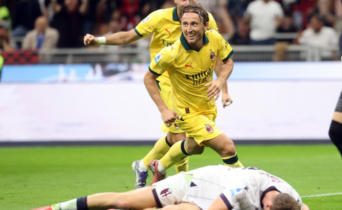 Zabio gol za pobjedu, a onda zaledio Italiju: Dok su fudbaleri Milana slavili, Modrić je... Zabio gol za pobjedu, a onda zaledio Italiju: Dok su fudbaleri Milana slavili, Modrić je...