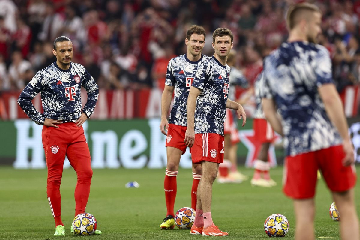 Manchester United prati trojicu igrača Bayerna, dvojicu dovode na Old Trafford već u januaru? Manchester United prati trojicu igrača Bayerna, dvojicu dovode na Old Trafford već u januaru?
