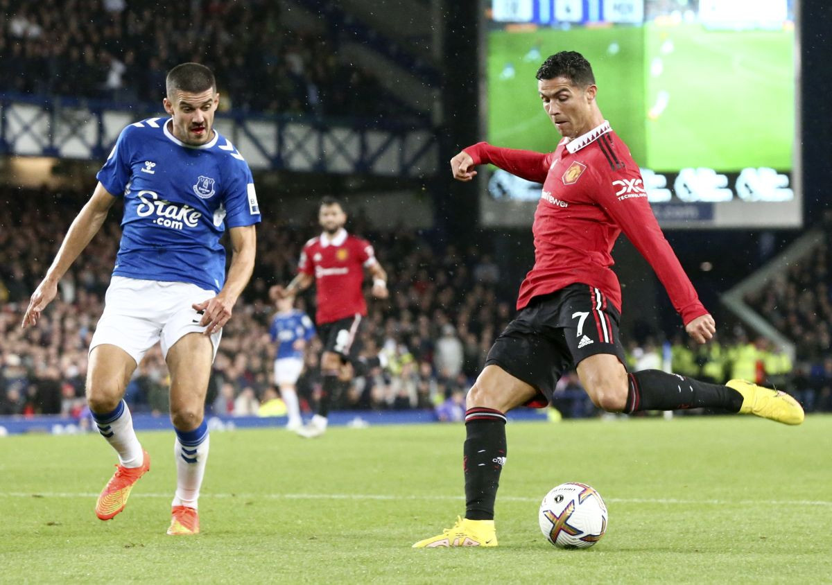 Ronaldo ušao sa klupe pa donio tri važna boda Manchester Unitedu na Goodisonu Ronaldo ušao sa klupe pa donio tri važna boda Manchester Unitedu na Goodisonu