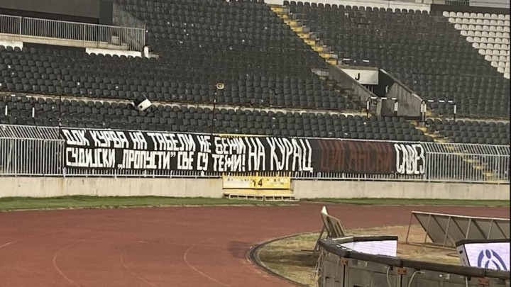 Transparent koji je izazvao probleme u Beogradu: Brutalna poruka navijača Partizana