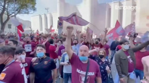 Tragedija tokom proslave Salernitaninog plasmana u Seriju A