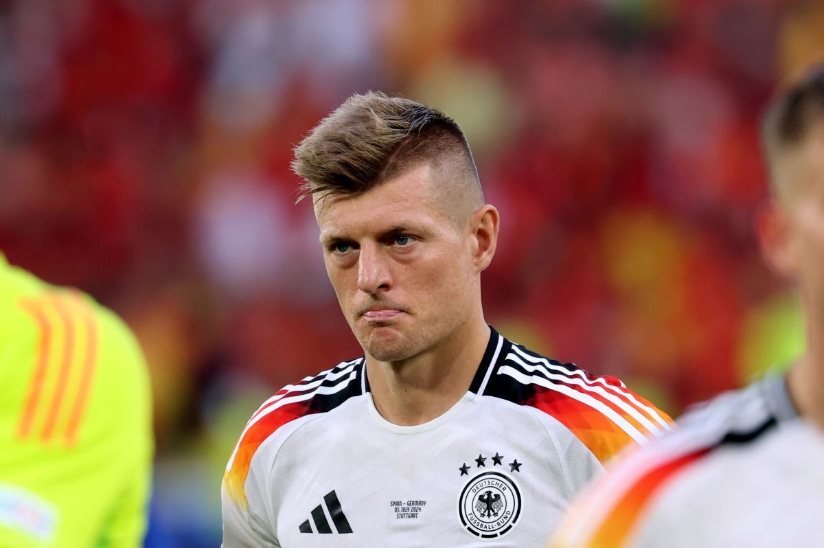 Mnogi i ne znaju ko je! Nevjerovatno, ali istinito kojeg igrača je Kroos stavio u svoj idealni tim Mnogi i ne znaju ko je! Nevjerovatno, ali istinito kojeg igrača je Kroos stavio u svoj idealni tim