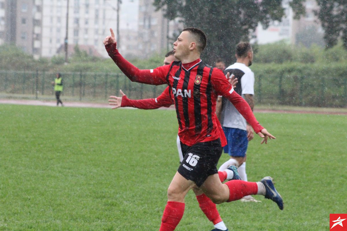 Čelik razbio Unis uz hat-trick Selima Žune Čelik razbio Unis uz hat-trick Selima Žune