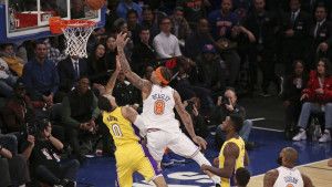 Knicksi i Pistonsi sigurni na gostovanjima kod Netsa i Hawksa 