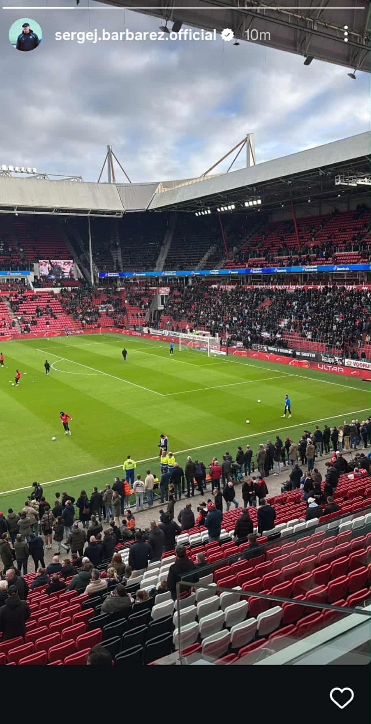 Barbarez na tribinama stadiona u Eindhovenu, uživu gleda magiju Bajraktarevića