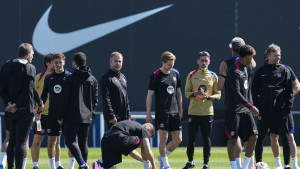 Zvijezda Barcelone je psihički uništena, Flick ga ponižava pred cijelim timom, koferi su spakovani