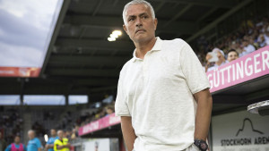 Jose Mourinho kompletira Fenerbahčeov "najbolji tim ikada" potpisom igrača iz Premiershipa