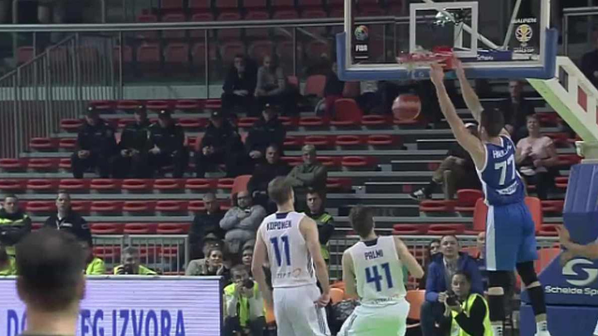FIBA se našalila: Da li se ova akcija u BiH zove avlija-oop?