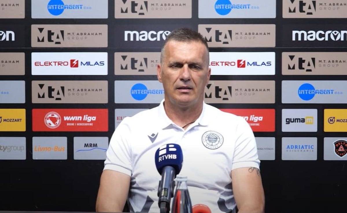 Ivanković otkrio da li je pričao s čelnicima Zrinjskog o svom statusu: "Svaki dan drugi trener..." Ivanković otkrio da li je pričao s čelnicima Zrinjskog o svom statusu: "Svaki dan drugi trener..."