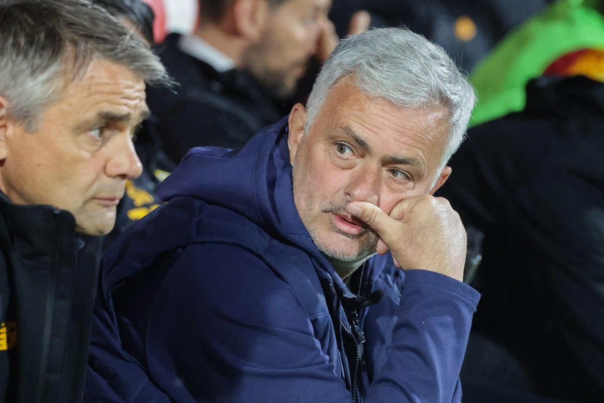PSG započeo pregovore s Joseom Mourinhom