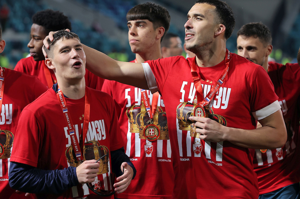 Bosanac, Hrvat, Srbin, nebitno je: Evropski gigant lud za Balkancima dovodi Andriju Maksimovića Bosanac, Hrvat, Srbin, nebitno je: Evropski gigant lud za Balkancima dovodi Andriju Maksimovića