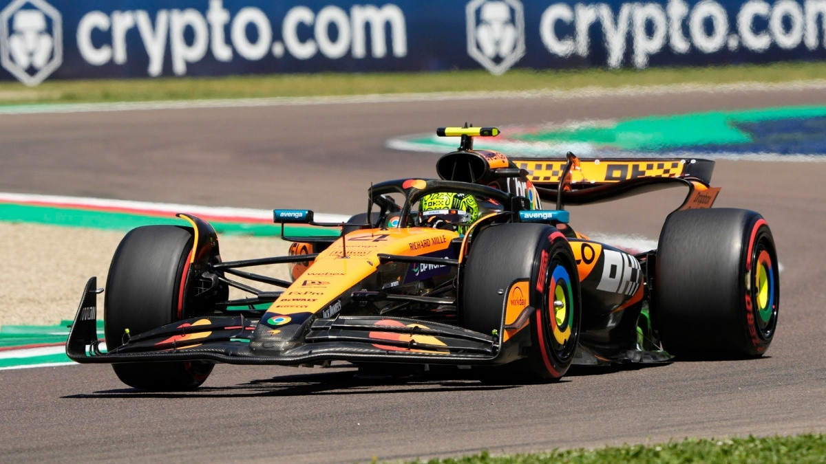 Lando Norris i McLaren dominantni pred kvalifkacije, Verstappen kao da krije brzinu Red Bulla Lando Norris i McLaren dominantni pred kvalifkacije, Verstappen kao da krije brzinu Red Bulla