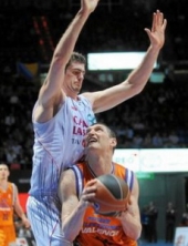 Barać pregovara sa Efes Pilsenom