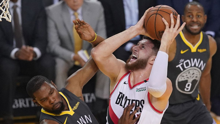 Zamalo triple-double i šest blokada Jusufa Nurkića