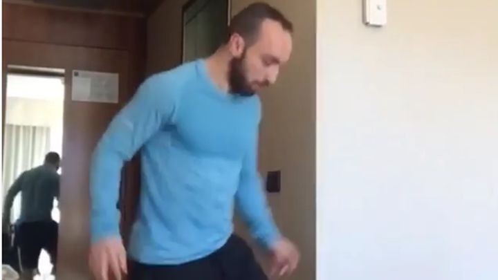 Ricardinho može žonglirati i sa toalet papirom