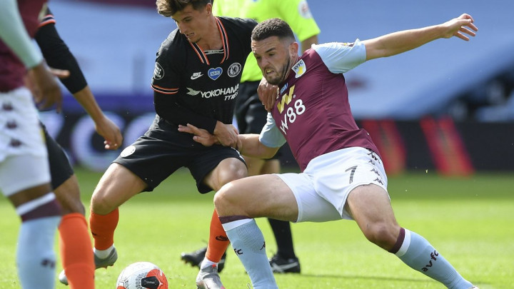 Aston Villa vodi protiv Chelseaja na poluvremenu, a svi gledaju u jedan statistički podatak