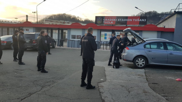 Sudije pod velikom pratnjom ispraćene s Tušnja