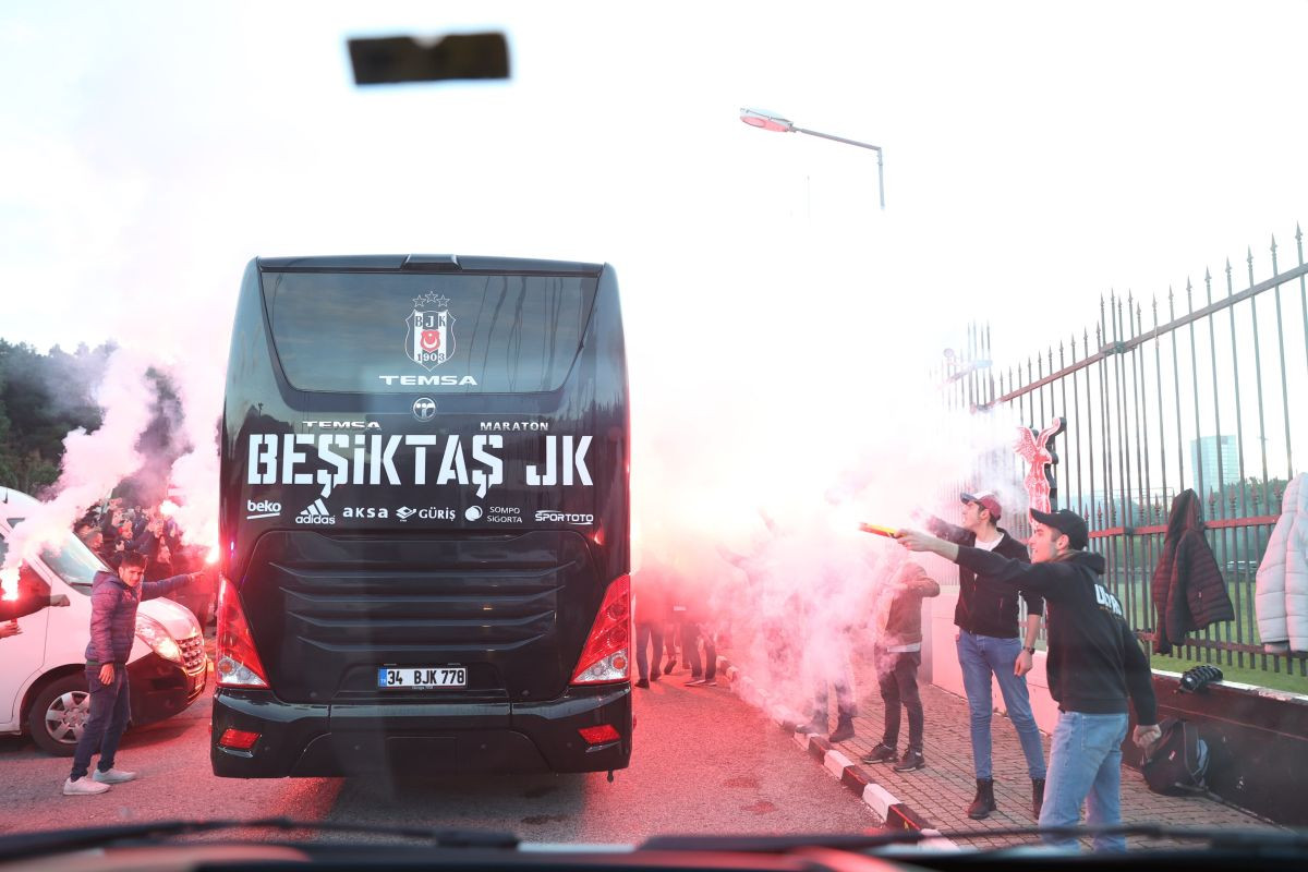 Pjanić je danas vidio šta navijačima Bešiktaša znači gradski derbi protiv Fenerbahčea!