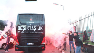 Pjanić je danas vidio šta navijačima Bešiktaša znači gradski derbi protiv Fenerbahčea!