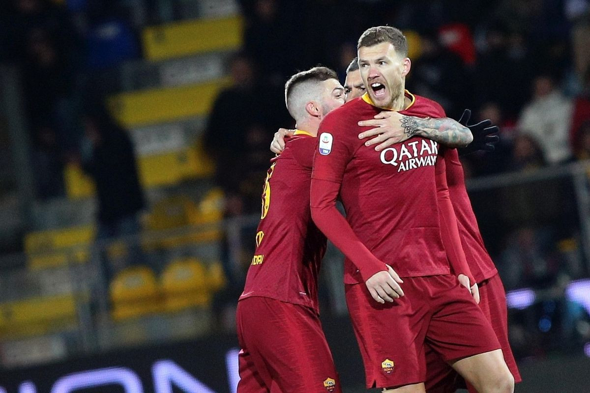 Roma prijavila tim za Evropsku ligu, a svi su odmah tražili samo prezime Džeko Roma prijavila tim za Evropsku ligu, a svi su odmah tražili samo prezime Džeko