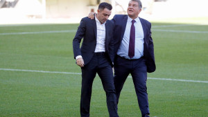 Velika svađa u Barceloni: Laporta želi dovesti portugalskog nogometaša, Xavi ga ne želi