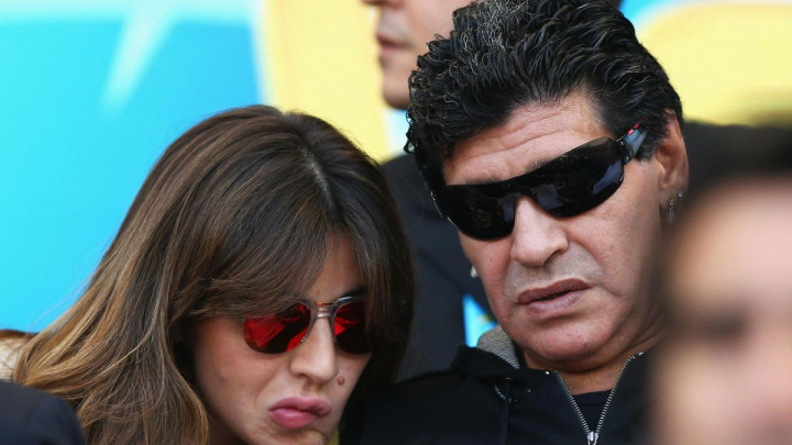 Maradonina kćerka poručila da on "umire iznutra", a odgovor odmah stigao: "Ništa ti neću ostaviti"